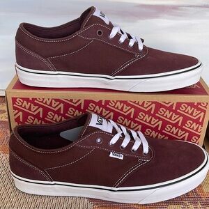 Vans Men’s Atwood
Suede/Canvas Chocolate
VN0A5HTRCHC
Sneakers